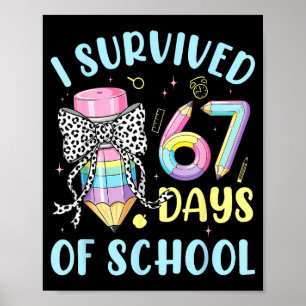 Poster Sobrevivi a 67 Dias de Escola Lápis de Arco Pastel