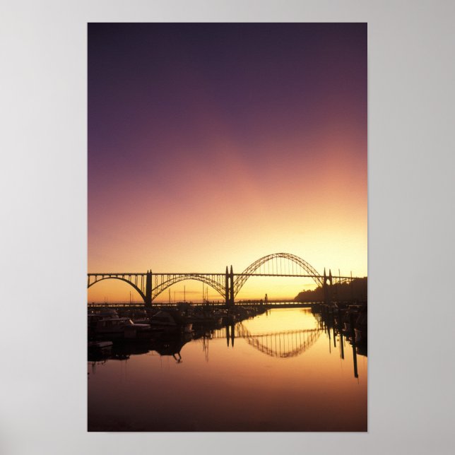 Poster Sol se pondo atrás da ponte de Newport, Oregon (Frente)