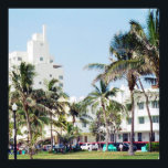 Poster South Beach Miami, Ocean Drive<br><div class="desc">Linda vista do famoso Ocean Drive em South Beach, Flórida. South Beach é uma cidade divertida com uma arquitetura incrível, praias lindas e tantas coisas divertidas para se divertir. Foto de Inge Lewis</div>
