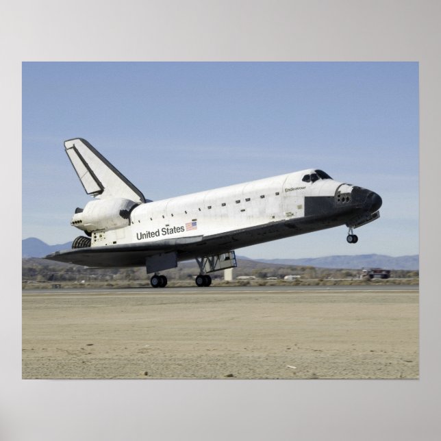 Pôster Space Shuttle Endeavour's main landing gear (Frente)