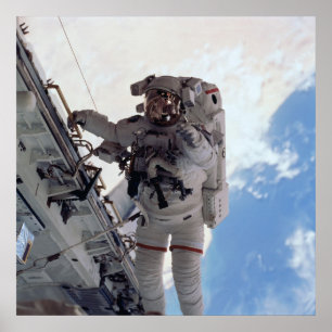 Pôster Spacewalk (STS-105)