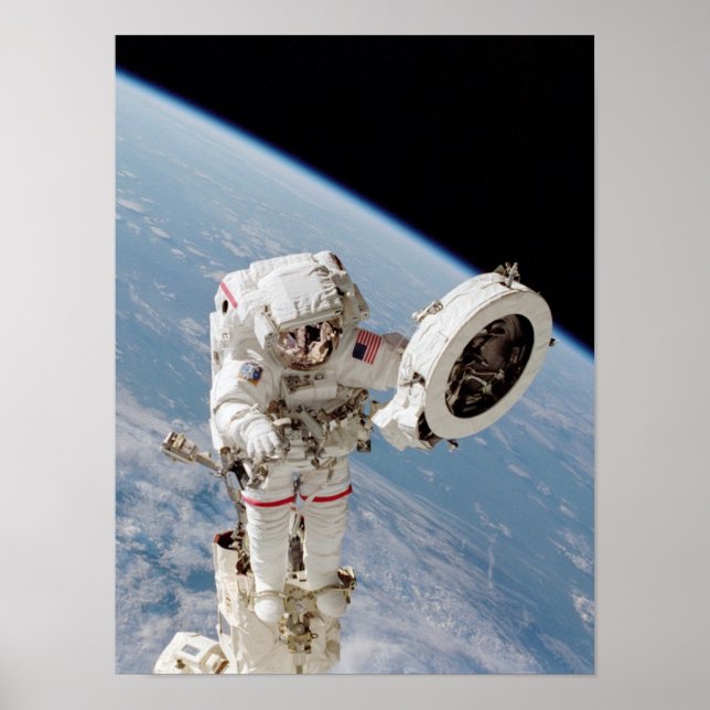 Pôster Spacewalk (STS-111) (Frente)