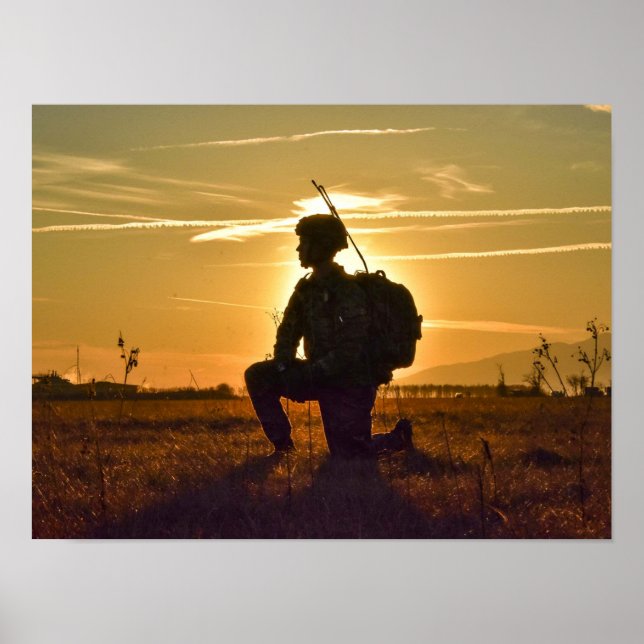 Poster Standing Watch (Frente)