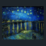 Poster Starry Night Over the Rhone por Vincent Van Gogh<br><div class="desc">Starry Night Over the Rhone,  por Vincent Van Gogh. Esta é uma antiga obra-prima do pintor mestre holandês Vincent Van Gogh. Esta pintura fina tem uma cor bela,  vibrante e saturada. Vincent Van Gogh era um pintor impressionista holandês. Esta pintura foi pintada nas margens de Rhone,  na França.</div>