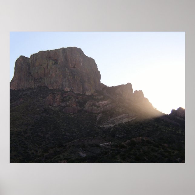 Poster Streaming Sunlight Over Casa Grande, BBNP, Texas (Frente)