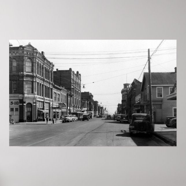 Pôster Street Scene in Port Townsend, WA Photograph (Frente)