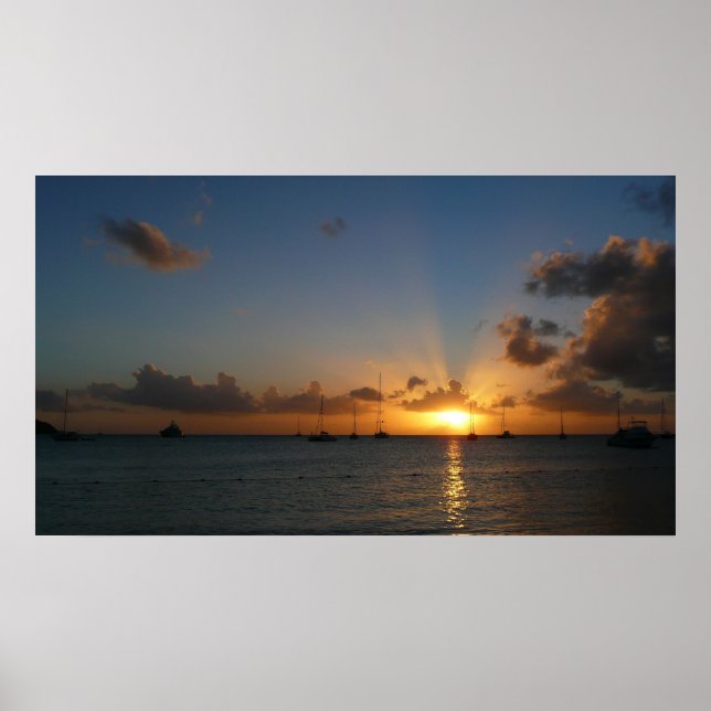 Pôster Sunset com Imagem de Paisagem Tropical de Barcos d (Frente)