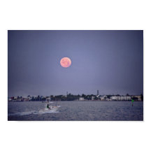 Supermoon Pôr do Lua sobre Marathon, Flórida