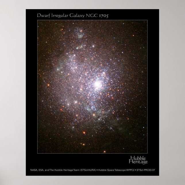 Pôster Telescópio Hubble Dwarf Galaxy NGC 1705 (Frente)