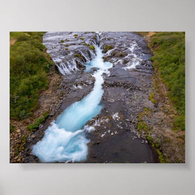 Poster The Bruararfoss waterfall in Iceland (Frente)