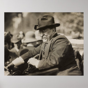 Poster Theodore Roosevelt sorrindo no carro