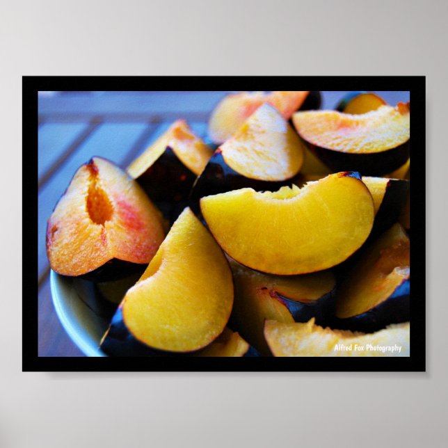 Poster Tigela de Fruta de Ameixa Fatiada (Frente)