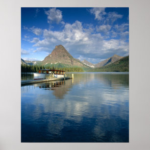 Poster Tour Boat Docking em Two Medicine Lake em Glacier