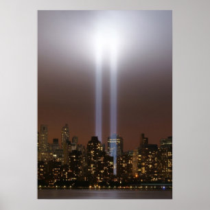 Poster Tributo do World Trade Center na luz em New York.