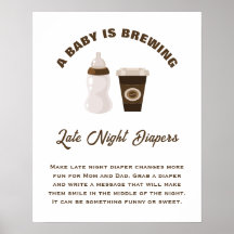 Um Bebê Está Fazendo Chás de fraldas Noturnas Tard