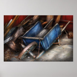 Poster Um carrinho de mão usado