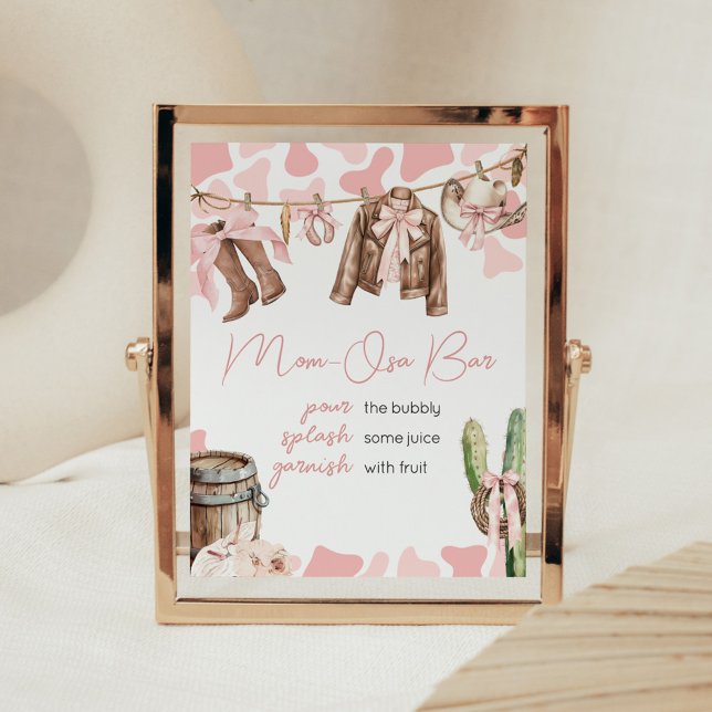 Poster Um Chá de fraldas De Cowgirl Mãe Bar Osa (A Little Cowgirl Clothesline Baby Shower Mom Osa Bar Sign)
