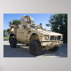 Pôster Um Oshkosh M-ATV