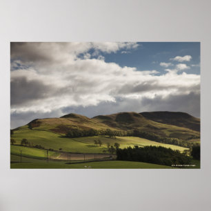 Poster Uma paisagem com a Rolling Hills e as nuvens