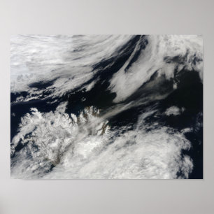 Pôster Uma pluma de cinzas de cinza pálida sopra do cume