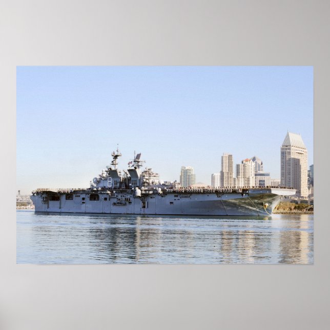 Poster USS Makin Island (LHD 8) (Frente)