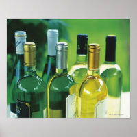 Variedade de garrafas de vinho