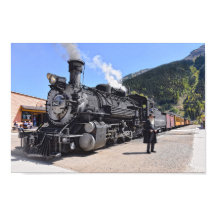 Velho na Estação de Trem de Silverton, Colorado