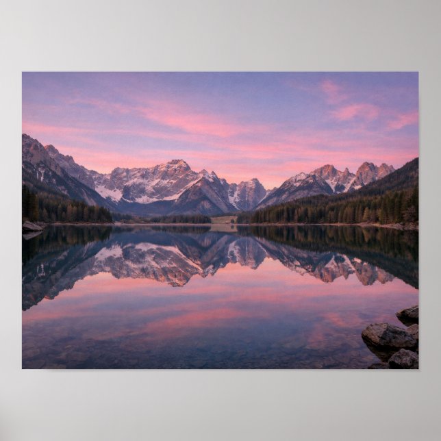 Poster Vibrant Pink Sunset Mountain Lake Reflection (Frente)