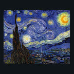 Poster Vincent Van Gogh - A Noite Estrelada Extra Grande<br><div class="desc">Vincent Van Gogh é a Noite Estrelada. Petróleo na canvas de 1889, Starry Night foi pintado enquanto Van Gogh estava no asilo em Santo-Remy, França, e é considerado uma de suas maiores obras-primas. Embora seja uma cena noturna, foi pintada durante o dia e representa a vista da janela no quarto...</div>