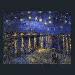 Pôster Vincent Van Gogh Starry Night Sobre O Ródano<br><div class="desc">Vincent Van Gogh Starry Night Over the Rhone Starry Night Over the Rhone (setembro de 1888) é uma das pinturas de Arles de Vincent van Gogh à noite em Arles. Foi pintado em um ponto na margem do Rio Rhone que era apenas uma caminhada de um ou dois minutos da...</div>