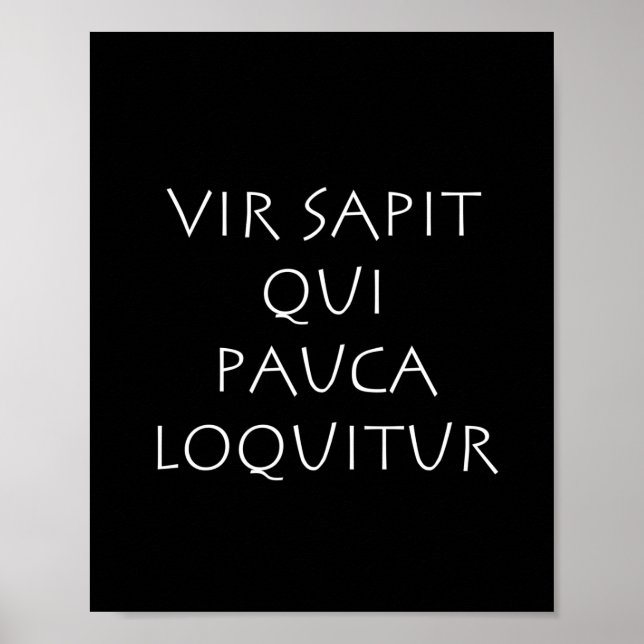 Poster Vir sapit qui pauca loquitur (Frente)