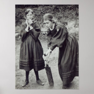 Pôster Virgínia e Vanessa Stephen, em St Ives, 1894