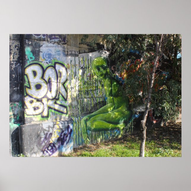 Pôster Visitante Verde Do Grafite Espacial Externo (Frente)