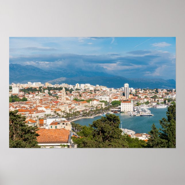 Poster Vista aérea da frente marítima da cidade dividida, (Frente)