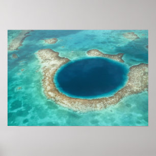 Pôster Vista aérea de Blue Hole, barco a vela ancorado