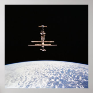 Pôster Vista da Estação Espacial Mir a partir da Descober