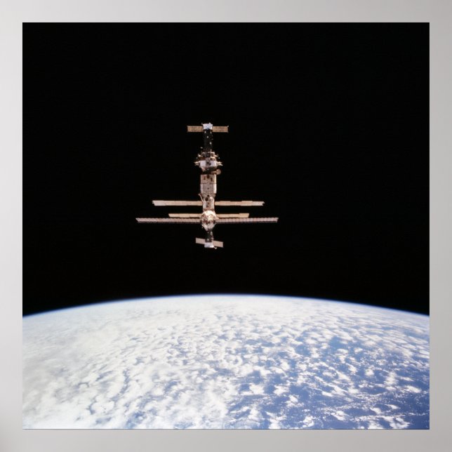 Pôster Vista da Estação Espacial Mir a partir da Descober (Frente)