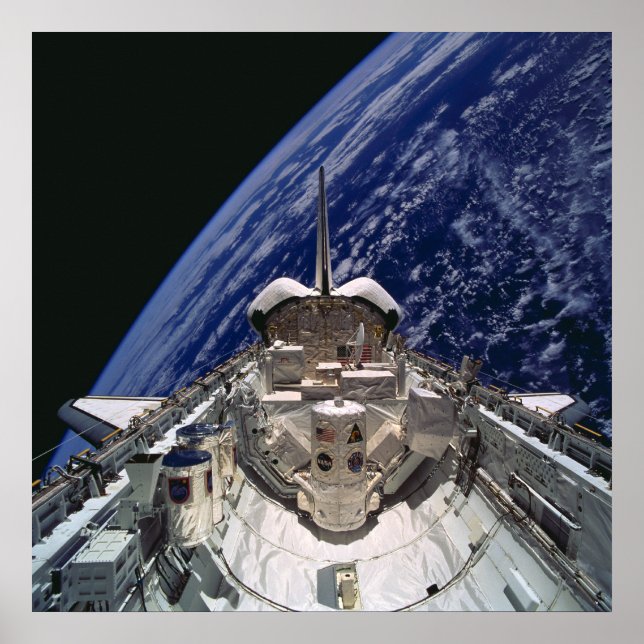 Pôster Vista da Terra a partir do Shuttle Atlantis Espaci (Frente)