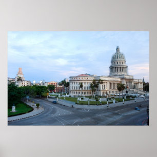 Poster Vista de um prédio do Capitólio em Havana, Cuba