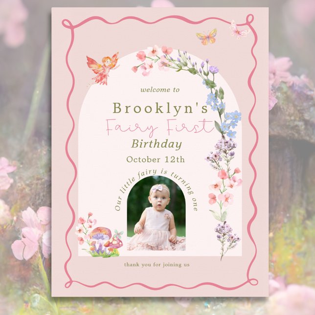 Poster Whimsso Fairy First Birthday - Sinal de Boas-vinda (Whimsical Fairy First Birthday Welcome Sign Poster
)
