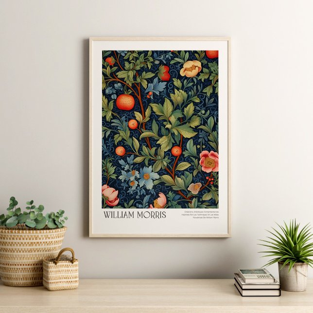 Poster William Morris Vintage Peach e Blossom (William Morris Vintage Peach and Blossom Poster in a neutral boho living room with house plants.)