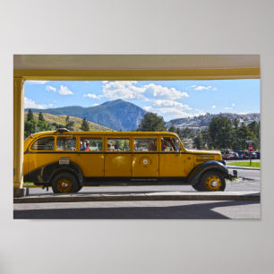 Poster Yellow Bus, Yellowstone National Park, Wyoming