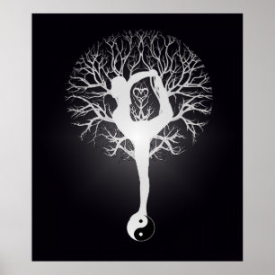 Poster Yoga preto e branco com mulher e yin yang.