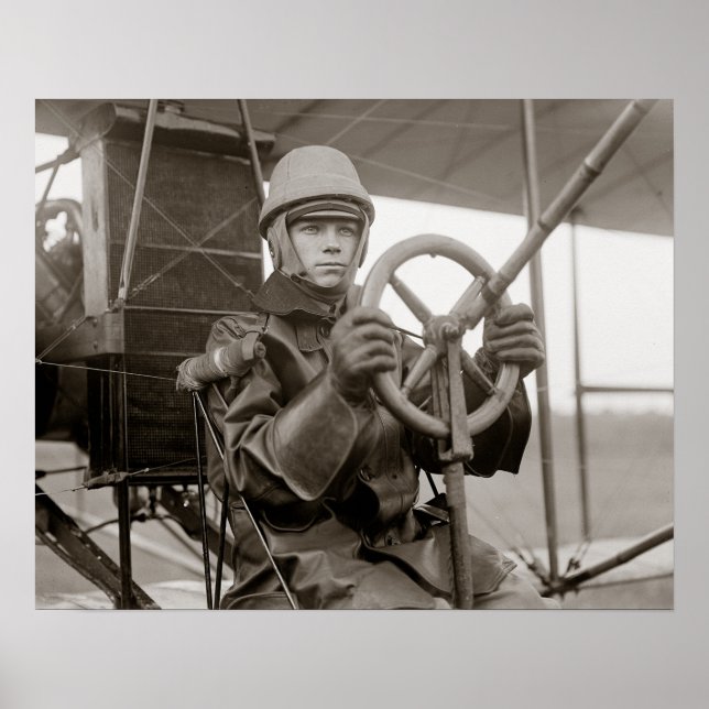 Pôster Young Aviator, 1912. Vintage Photo (Frente)