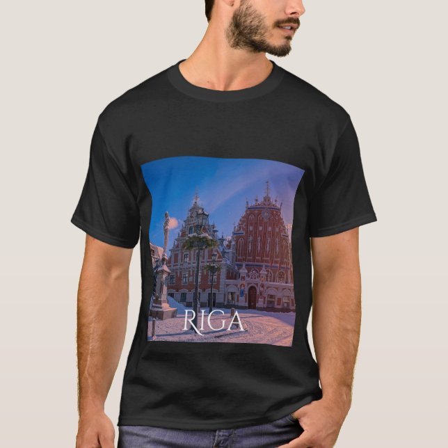 Praça da Prefeitura de Riga na Camisa de inverno (Frente)