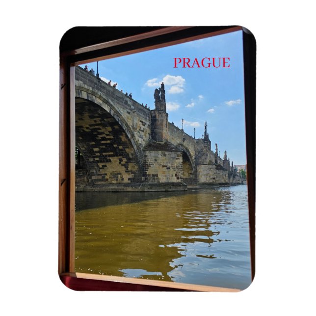 Prague Charles Bridge enquadrou o ímã de visão (Vertical)