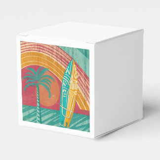 PRANCHA DE SURFE E DESIGN DE PRAIA NA CAIXA 
