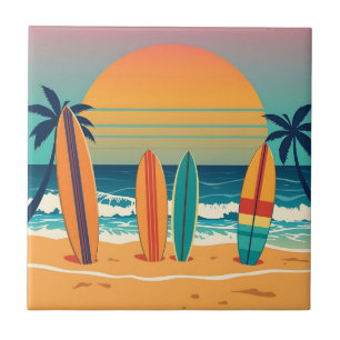 Pranchas em uma praia tropical