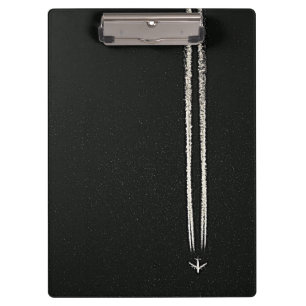 Pranchetas Acima no céu/avião da alta altitude