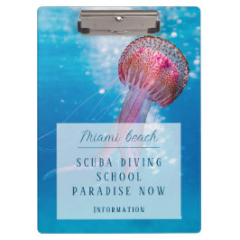 Pranchetas Área de transferência scuba mergulhando em escola 